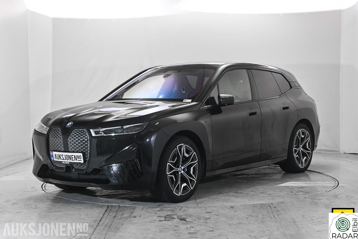 BMW iX M60 540 HK XDRIVE LUFT HENGERFESTE B&W LAZER ACC