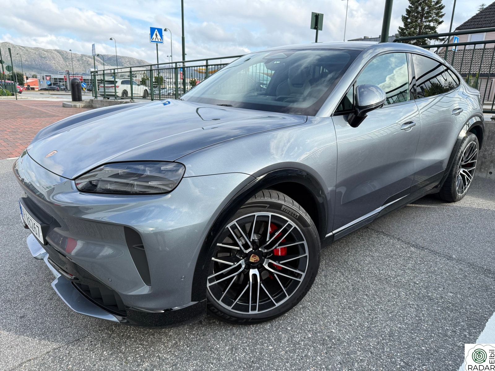 PORSCHE Cayenne S Coupé Electric