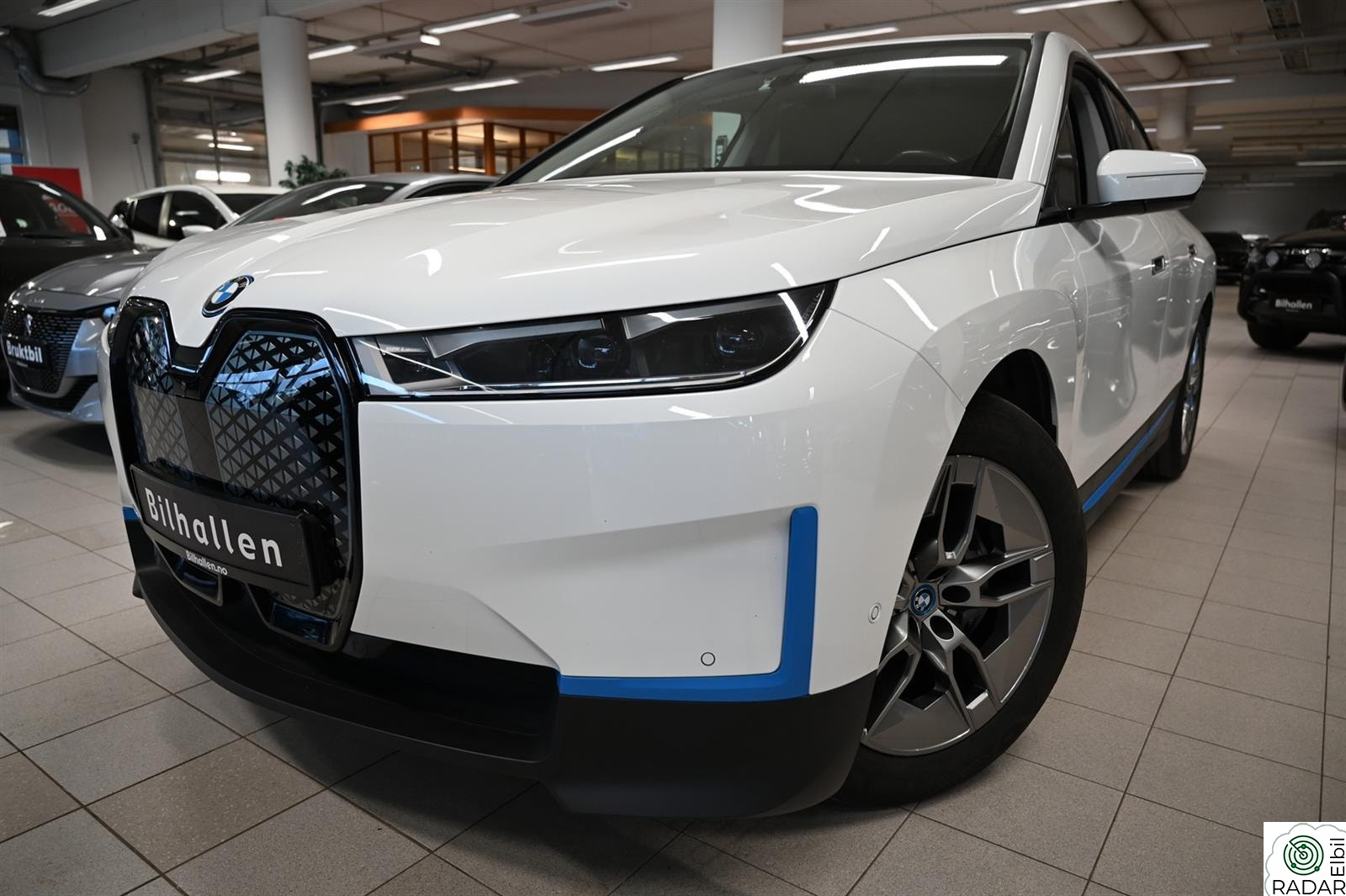 BMW iX xDrive40 xDrive 40 Charged Plus m/Skinn/360/HeadUp/Krok++