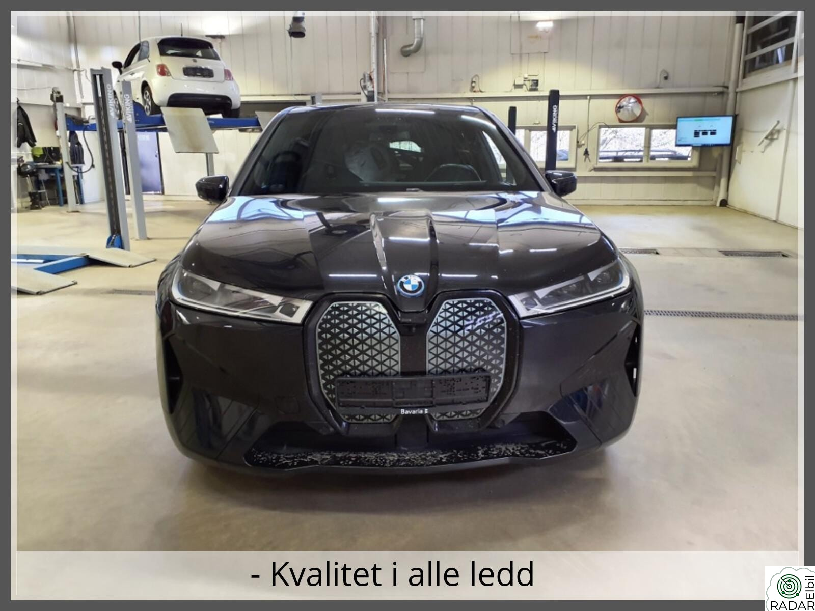 BMW iX xDrive40 XDRIVE40/FULLY CHARGED/PANO/H-K/H.FESTE/360/ACC++