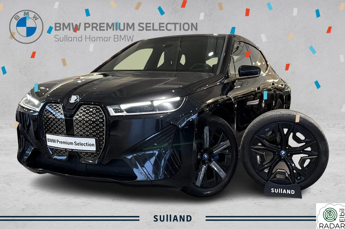 BMW iX xDrive40 40 | Fullycharged | PANO | Hengerfeste
