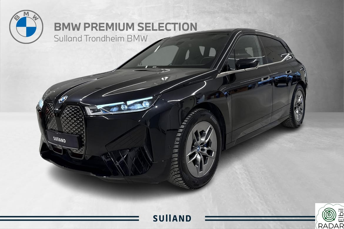 BMW iX xDrive40 XDRIVE40 /GARANTI/SKINN/KROK/H&K/ACC/LASER