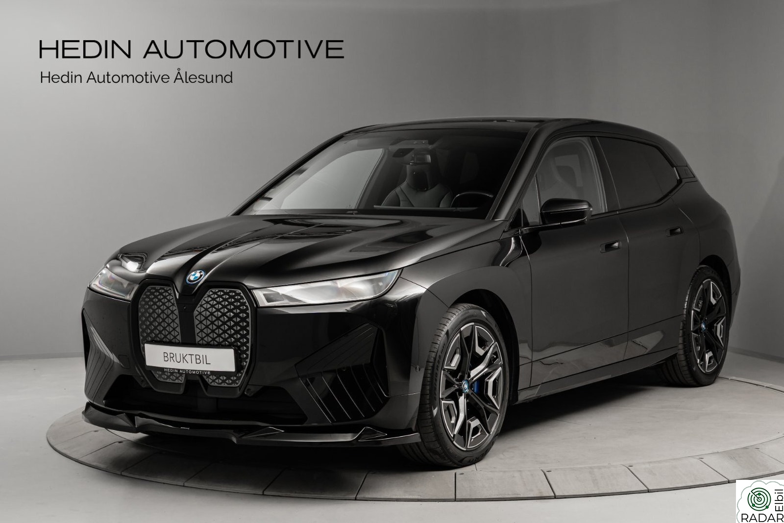 BMW iX xDrive40 xDrive40/Fully Charged/22''/21''/Harman/Panorama