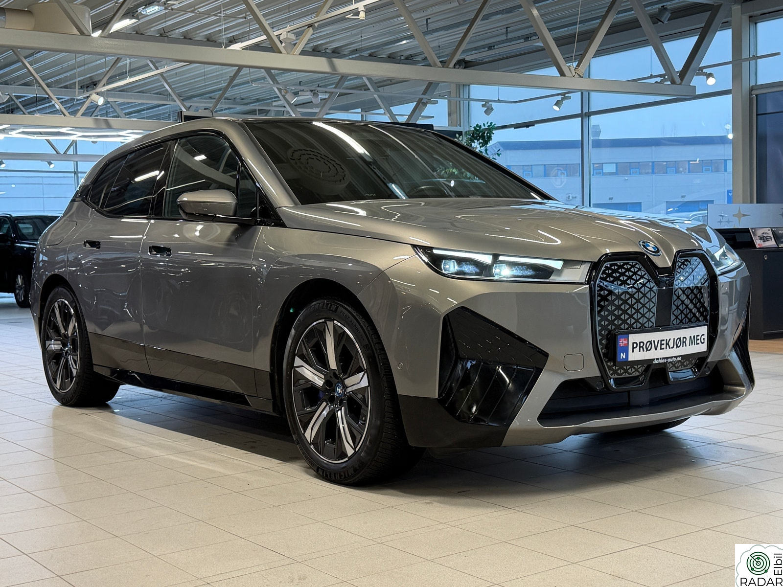 BMW iX xDrive40 xDrive40/Sport/Sky/Harman/Live cockpit/Krok