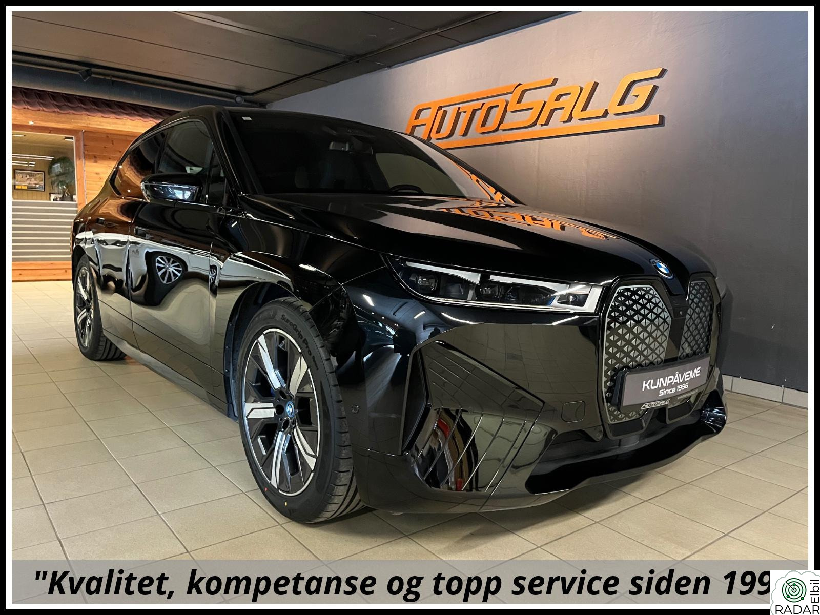BMW iX xDrive40 Xdrive40 Fully Charged Sport/360/HUD/Krok/Lazer/Pano+++