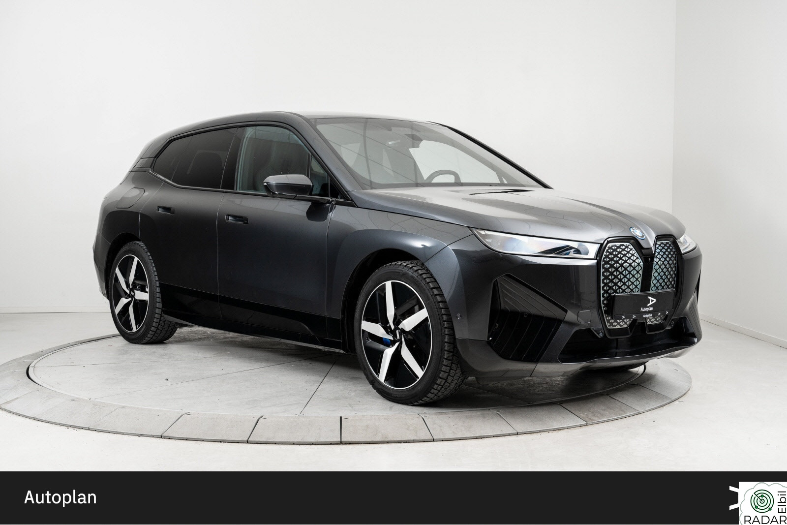 BMW iX xDrive40 xDrive40 Fully Charged ACC/H&K/Krok/360º/Pano/HUD