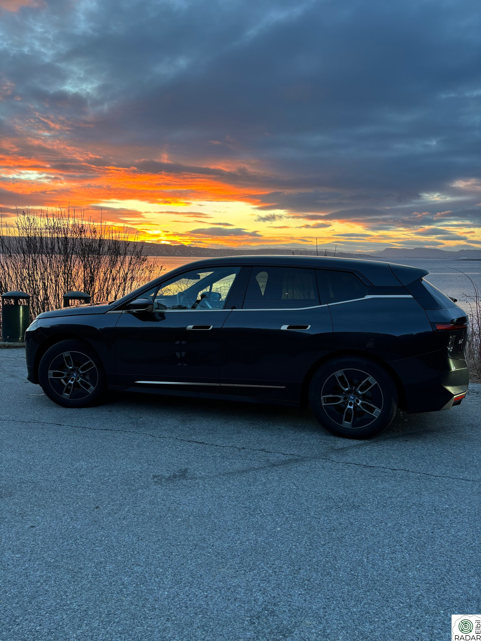 BMW iX xDrive40 xDrive40 Fully Charged