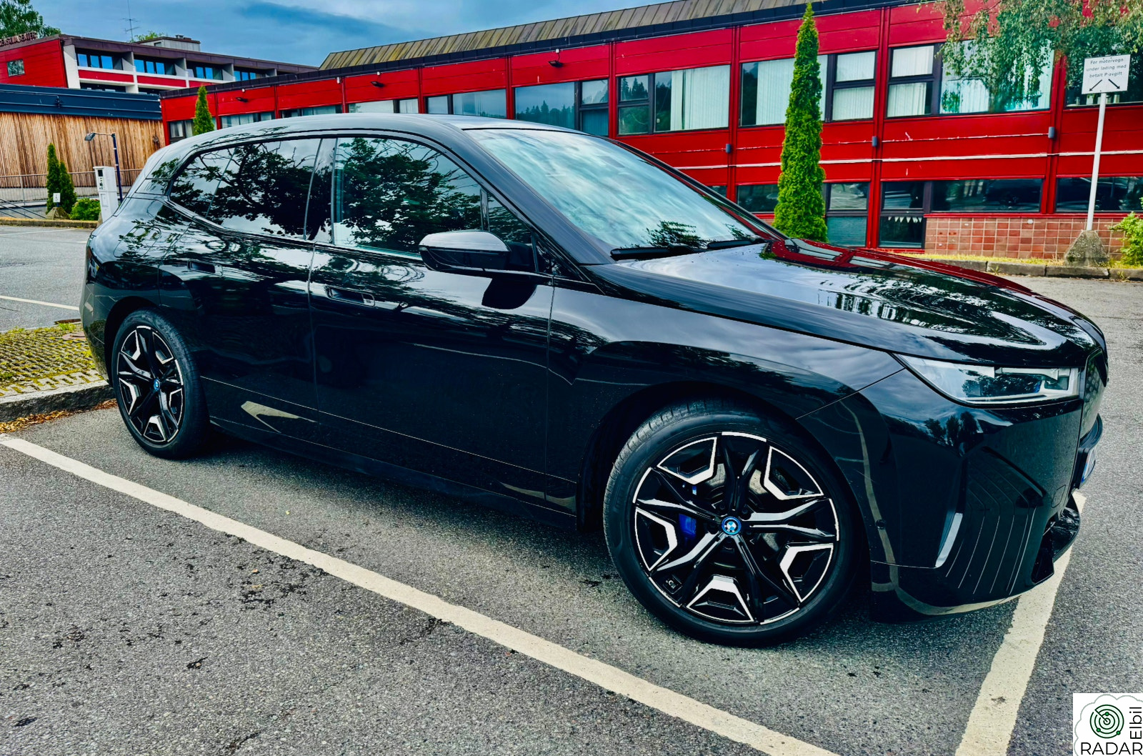 BMW iX xDrive40 Fully Charged |Bowers & Wilkins |Massasje| 22’’