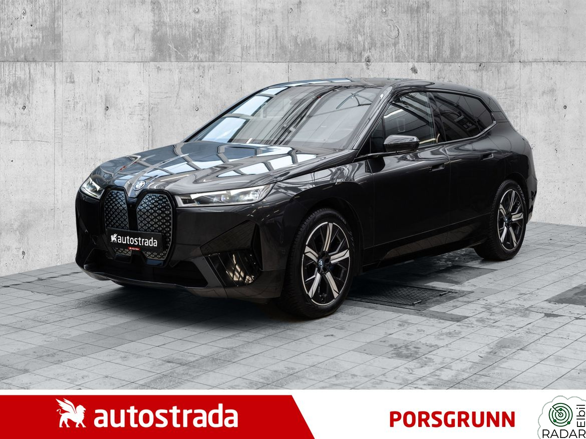 BMW iX xDrive40 Fully Charged I Sportspakke I Feste I Harman Kardon
