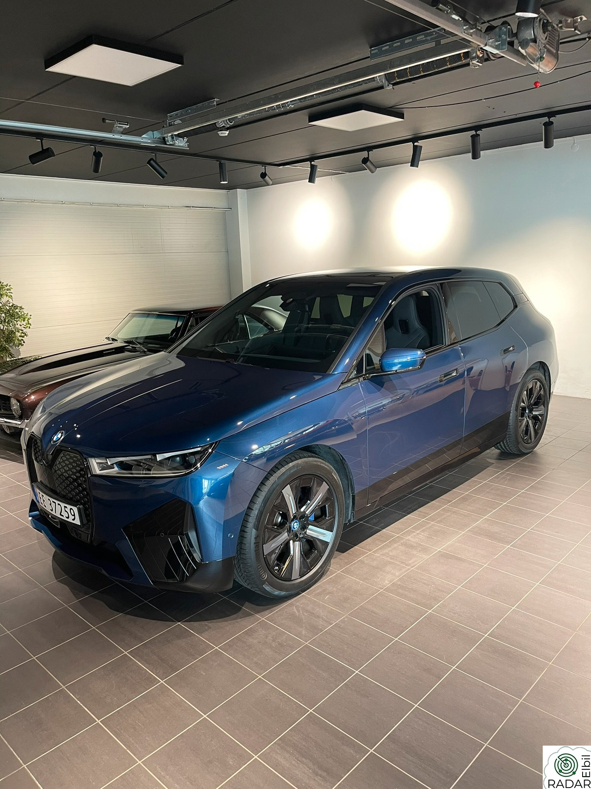 BMW iX xDrive40 xDrive40 Fully Charged