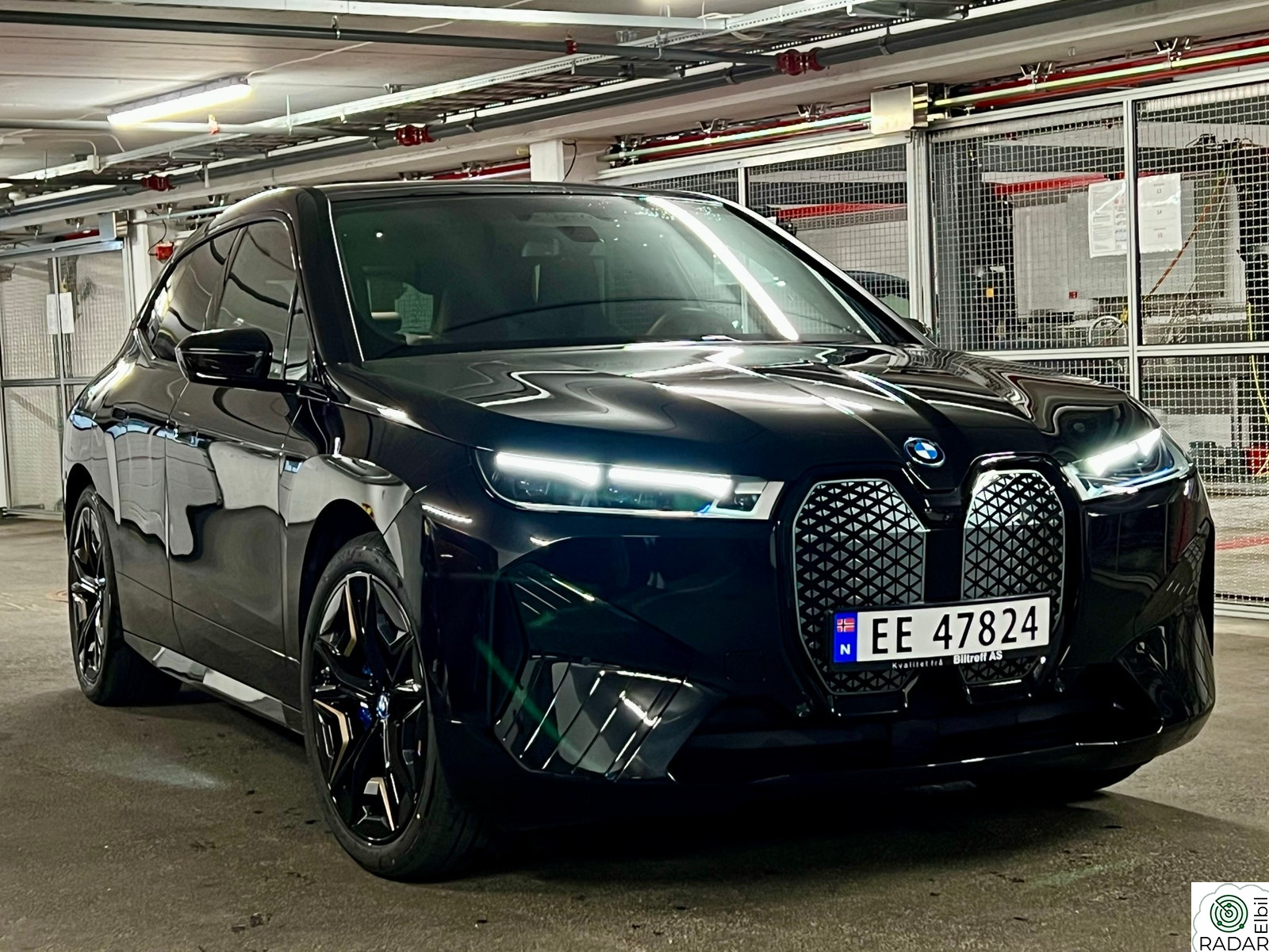 BMW iX xDrive40 xDrive40 Fully Charged