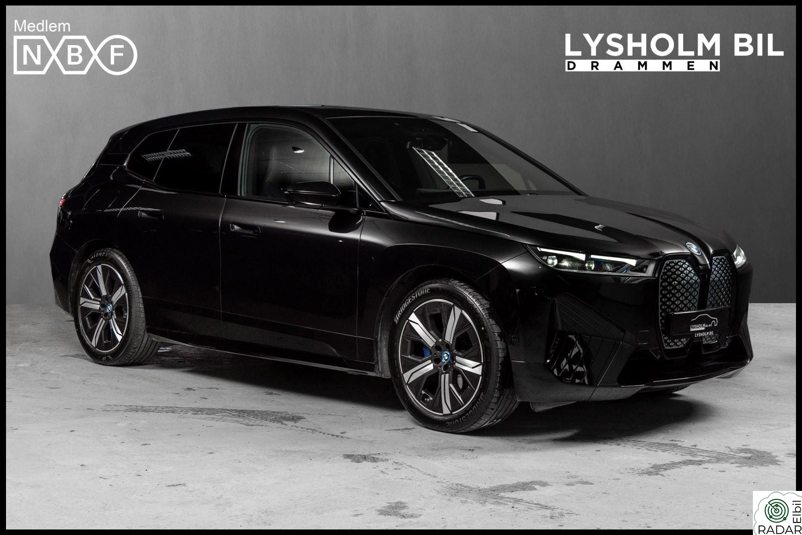 BMW iX xDrive40 xDrive 40 Fully Charged /Sky Lounge/Laserlys/Krok/H&K