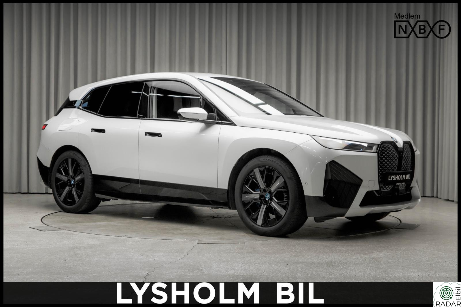 BMW iX xDrive40 Sportspakke/Krok/HarmanKardon/HeadUp/Laserlys/Ad.Cruise