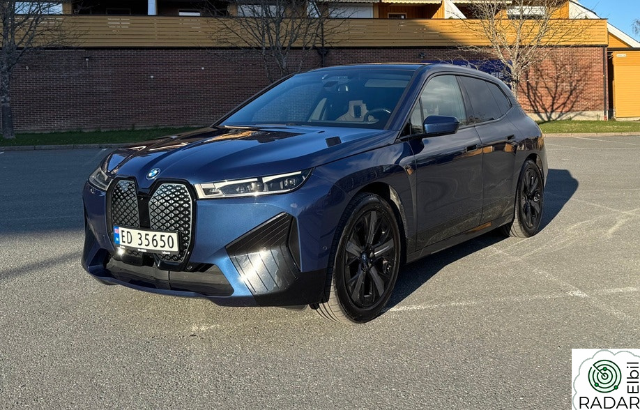 BMW iX xDrive40 xDrive40 Fully Charged