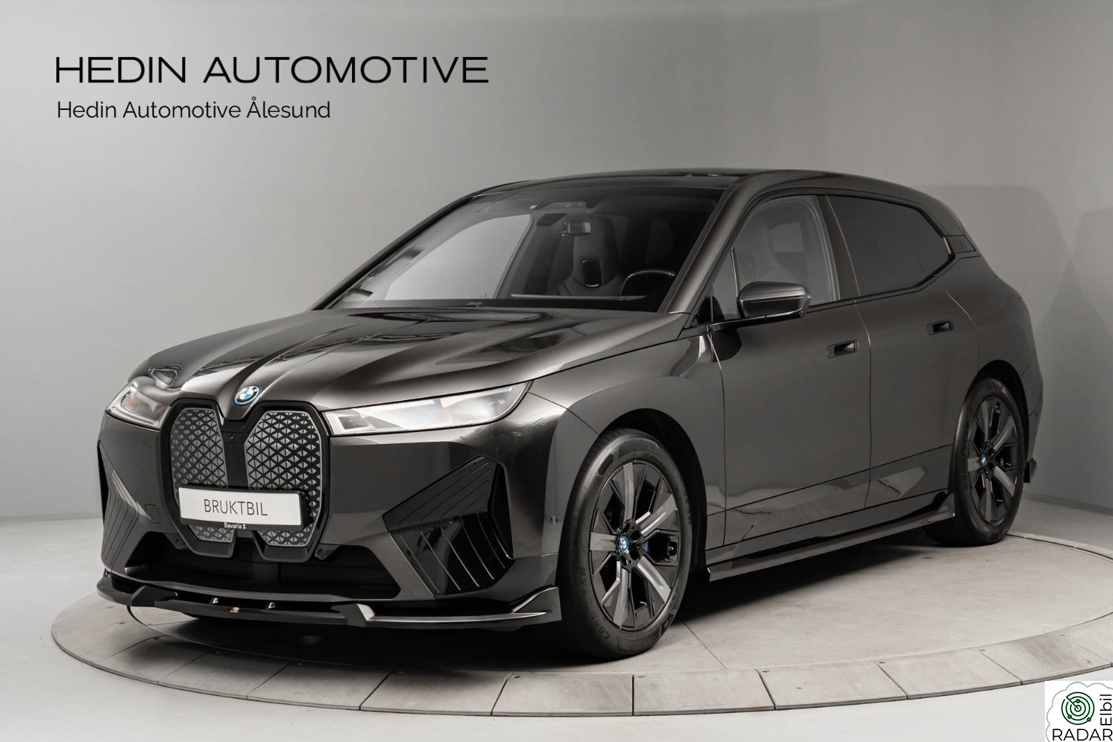 BMW iX xDrive40 xDrive40 FullyCharged/Softclose/Firehjulsstyring/Harman
