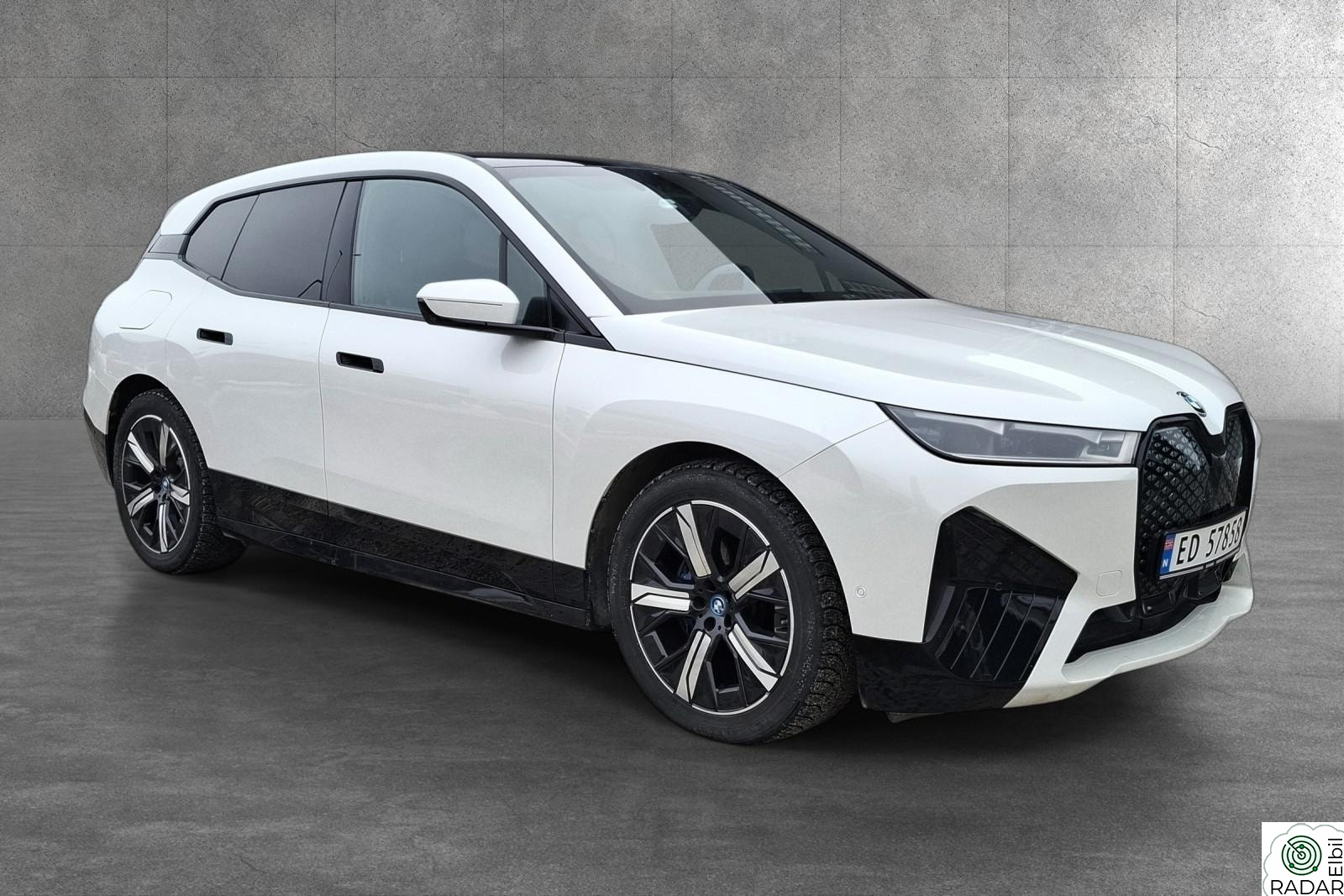BMW iX xDrive40 NORSK BIL FULLY-CHARGED SPORTSPAKKE 21" H&K KROK LASER