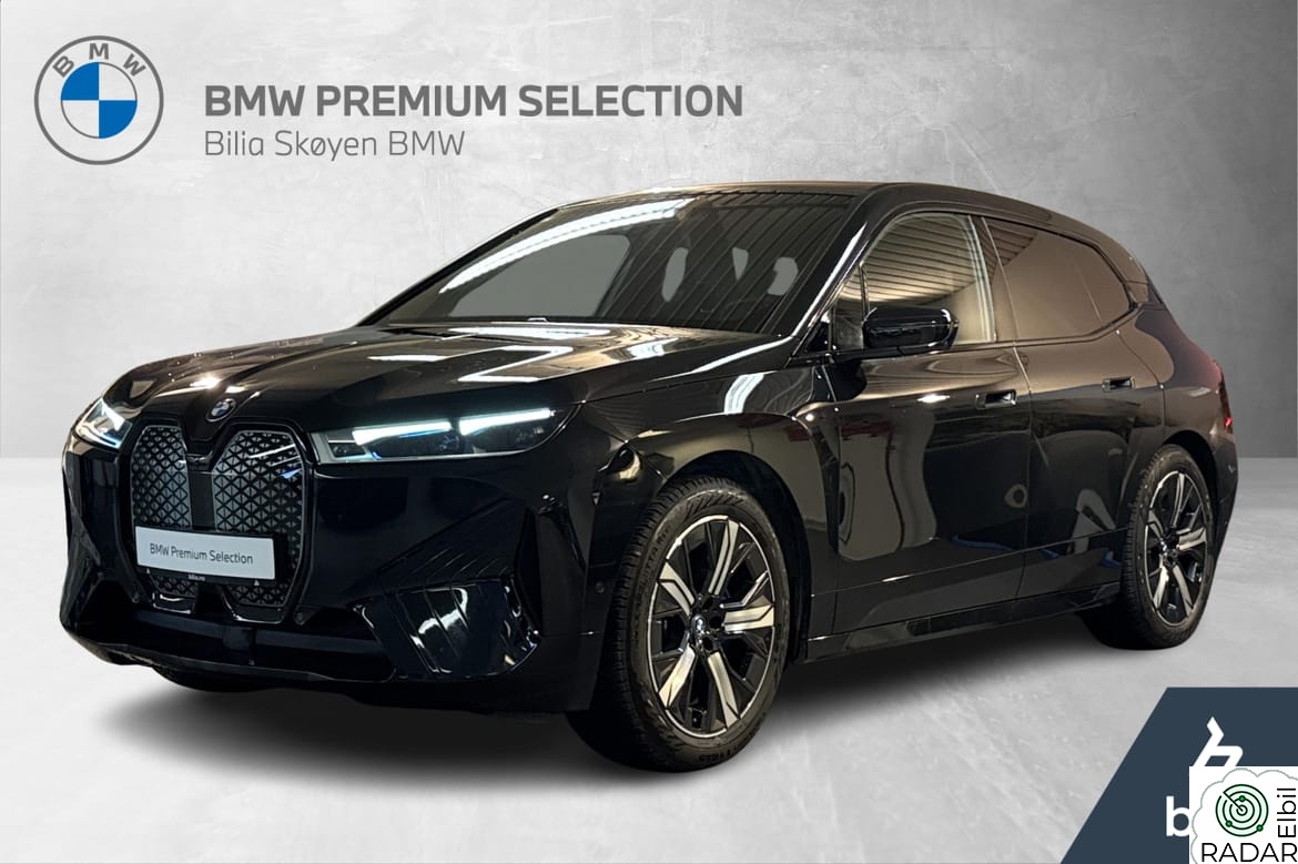 BMW iX xDrive40 xDrive40 Fully Charged Pano, BSI, H&K, Laser, Krok