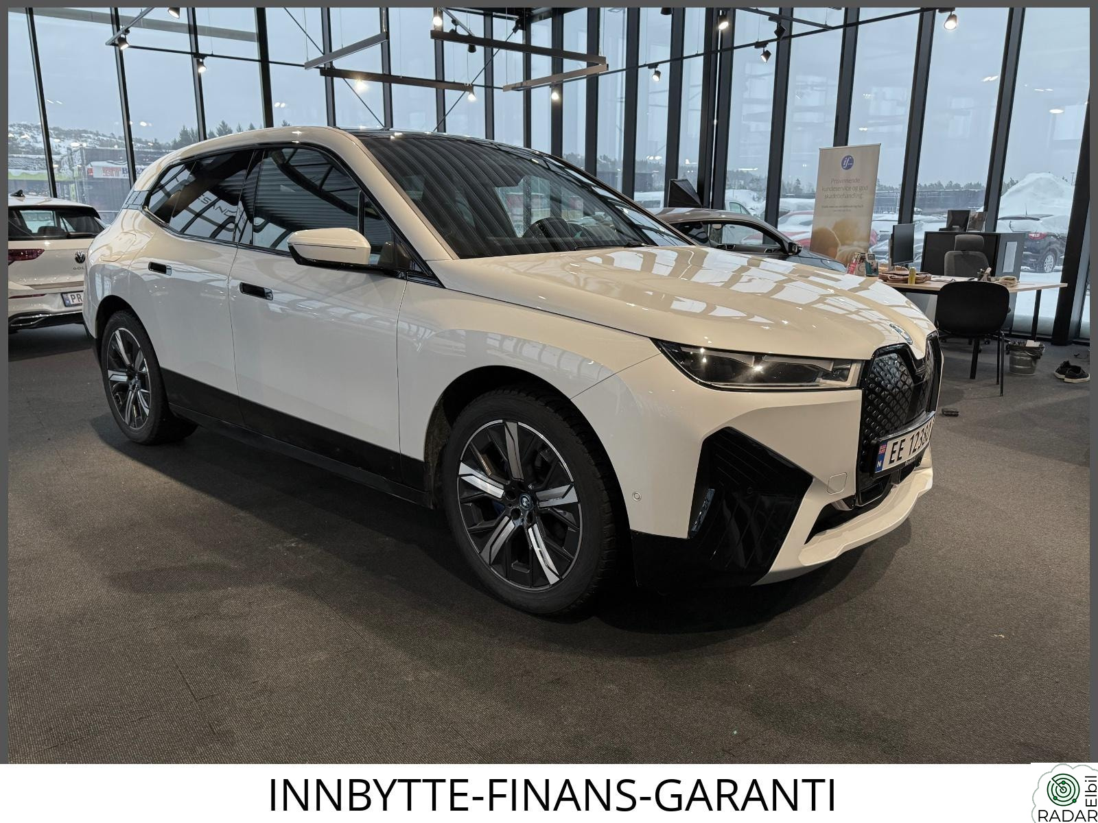 BMW iX xDrive40 xDrive40/ Fully Charged/ H.feste/ H&K/ Sky Lounge/ ++++