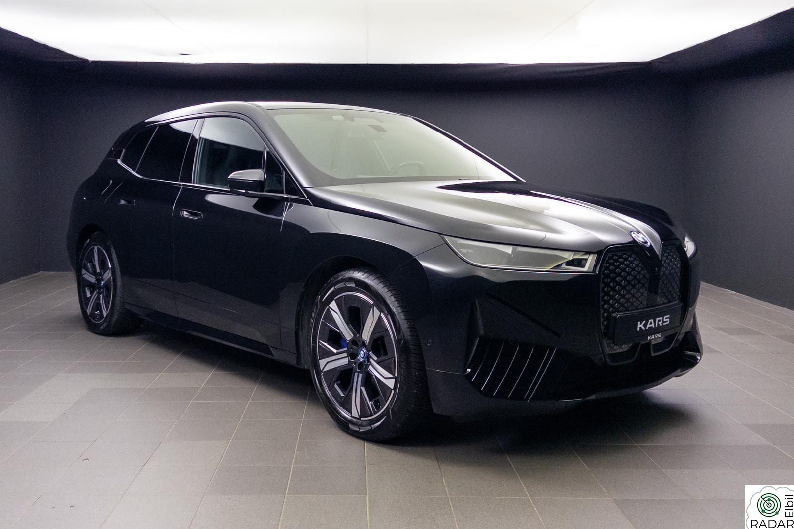 BMW iX xDrive40 Fully Charged /Laser /Pano /Navi /ACC /360Kamera /Krok+