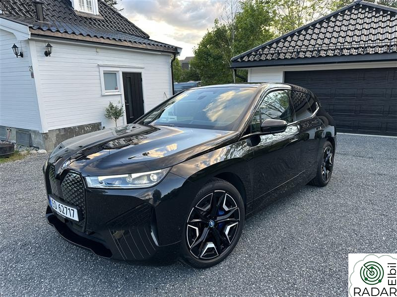 BMW iX xDrive40 BMW iX xDrive40 Fully Charged|200k garanti Panorama|HK
