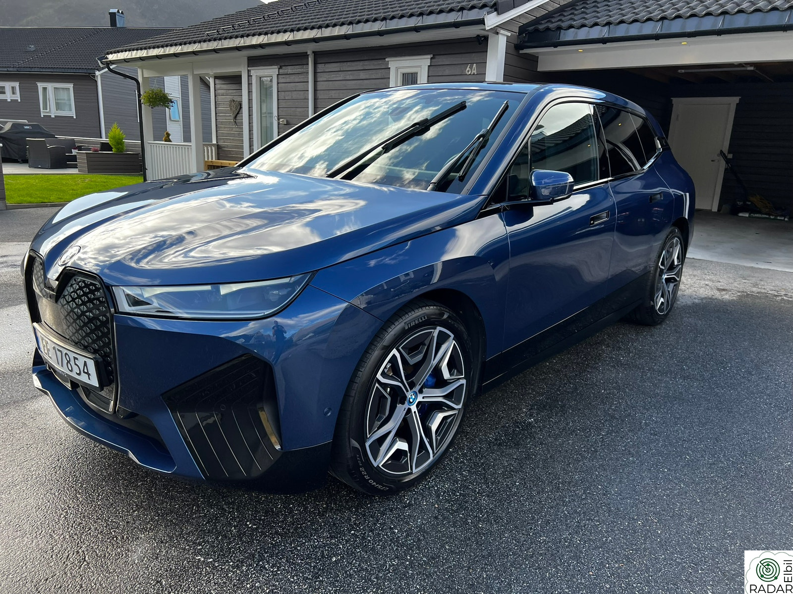 BMW iX xDrive40 IX40  fully Charged, Luft, firehjulssving, massasje , +
