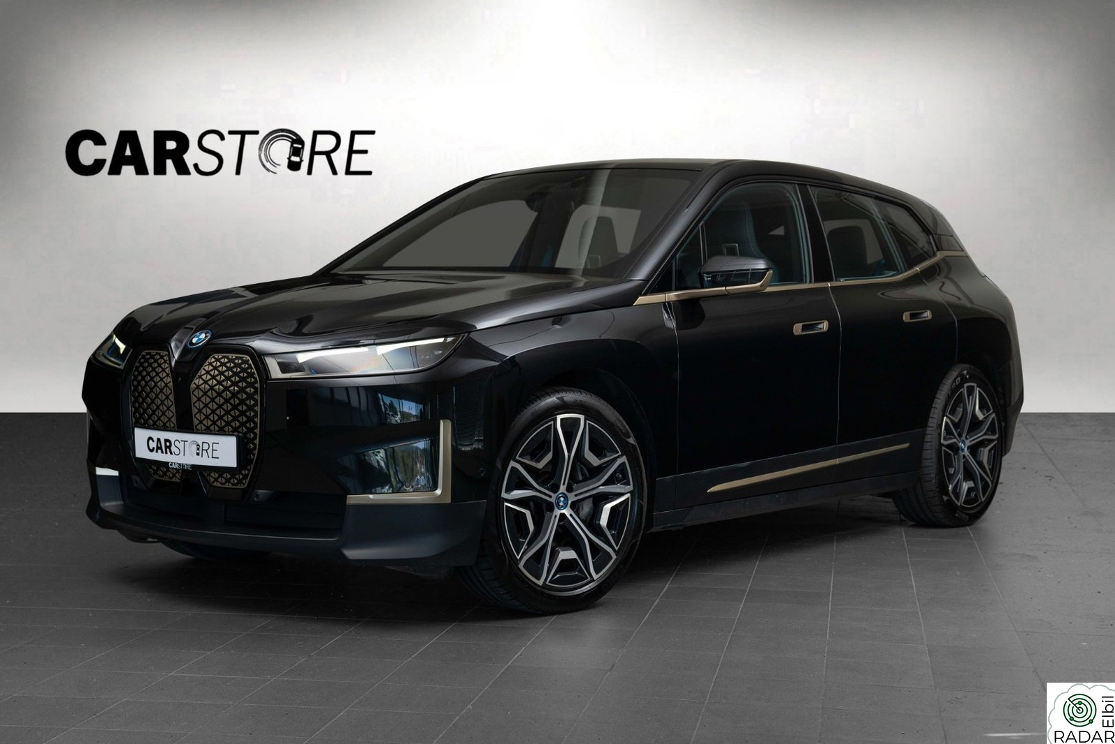 BMW iX xDrive40 xDrive40 Fully Charged Krok,Panorama,Harman/Kardon