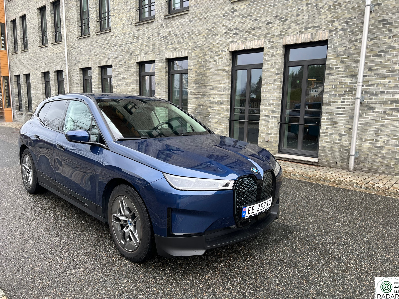 BMW iX xDrive40 xDrive40 Charged Plus