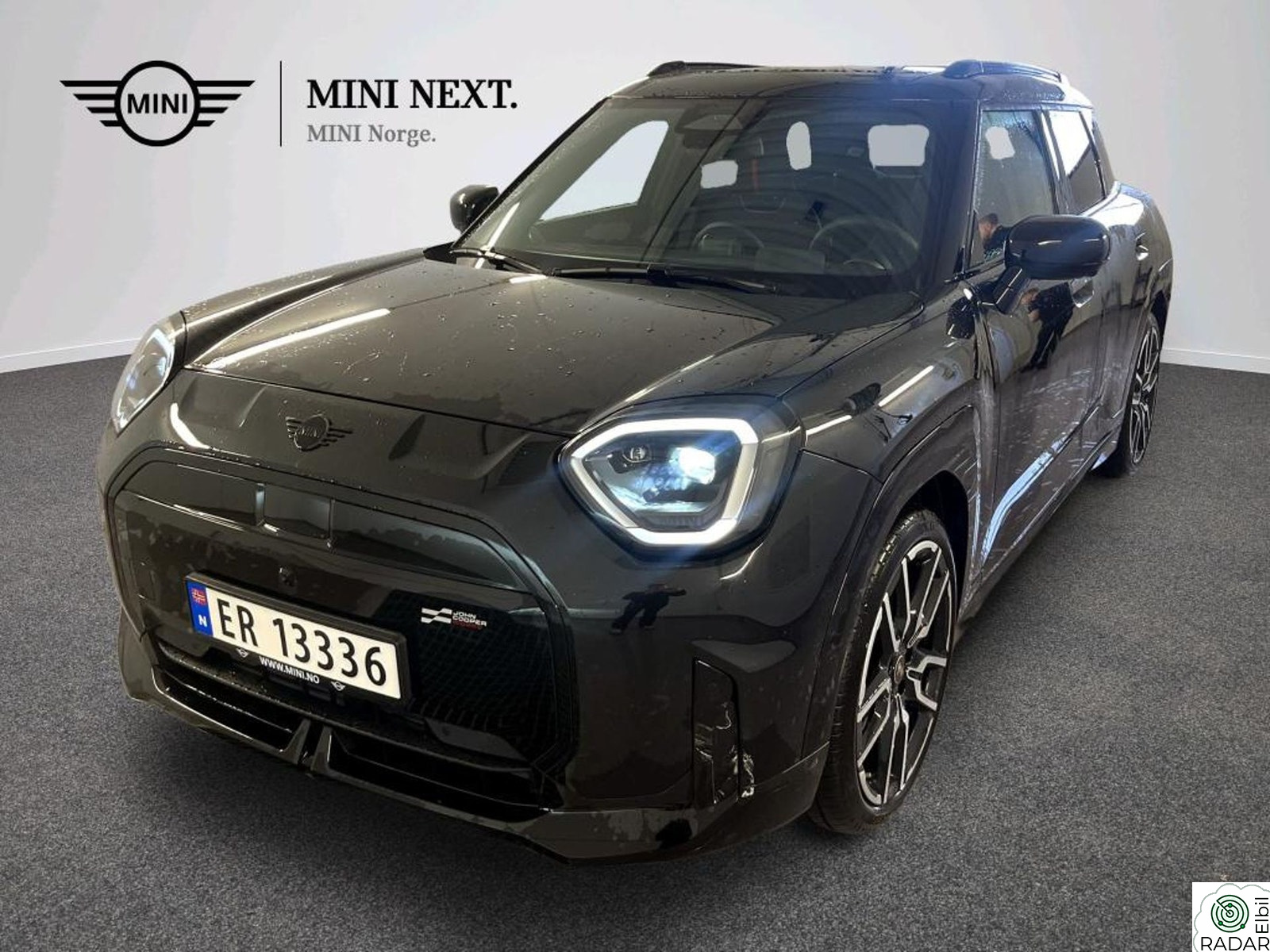 MINI Aceman SE JCW Trim, Package XL
