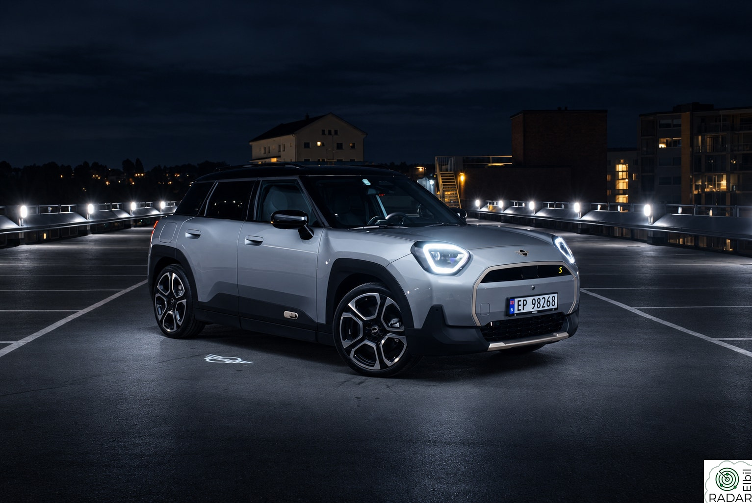 MINI Aceman SE Favoured XL | Panorama| H/K | Hengerfeste