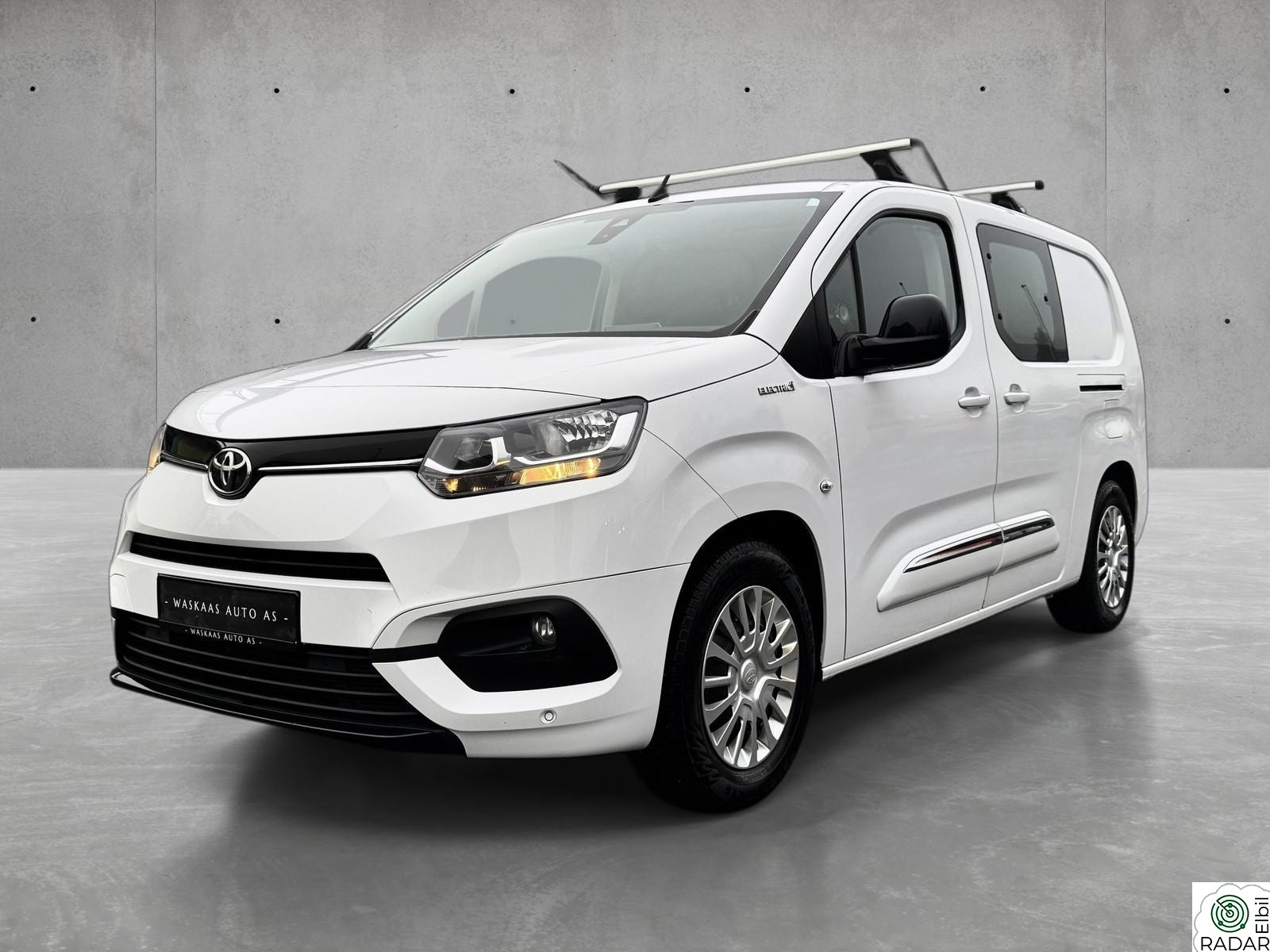 TOYOTA Proace City Electric Electric L2 Comfort 50kwt 2Skyvedører RICO Innredning