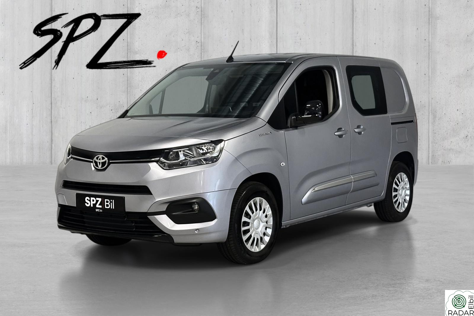 TOYOTA Proace City Electric ELECTRIC | L1 | 3seter | 2x skyvedør | Carplay | Norsk