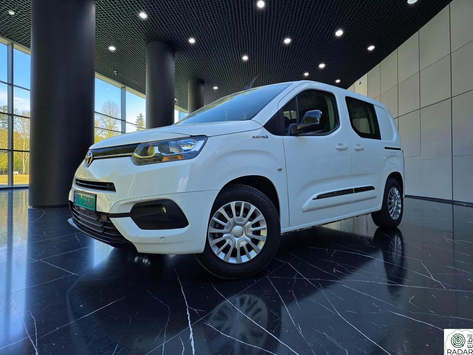 TOYOTA Proace City Electric Electric 50 kWt Comfort L1+KROK+NY SERVICE