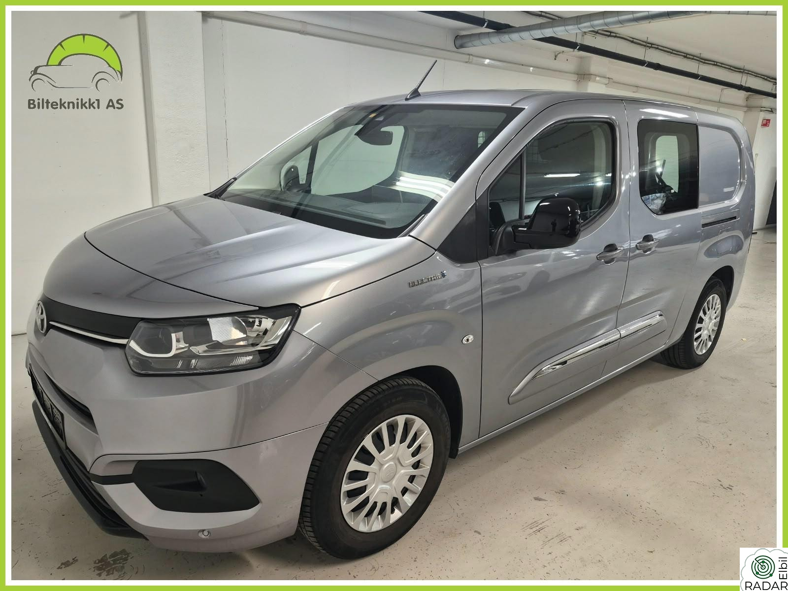 TOYOTA Proace City Electric Electric 50 KWh L2 Cruise Hengerfeste 3 seter 2 Skyvedø