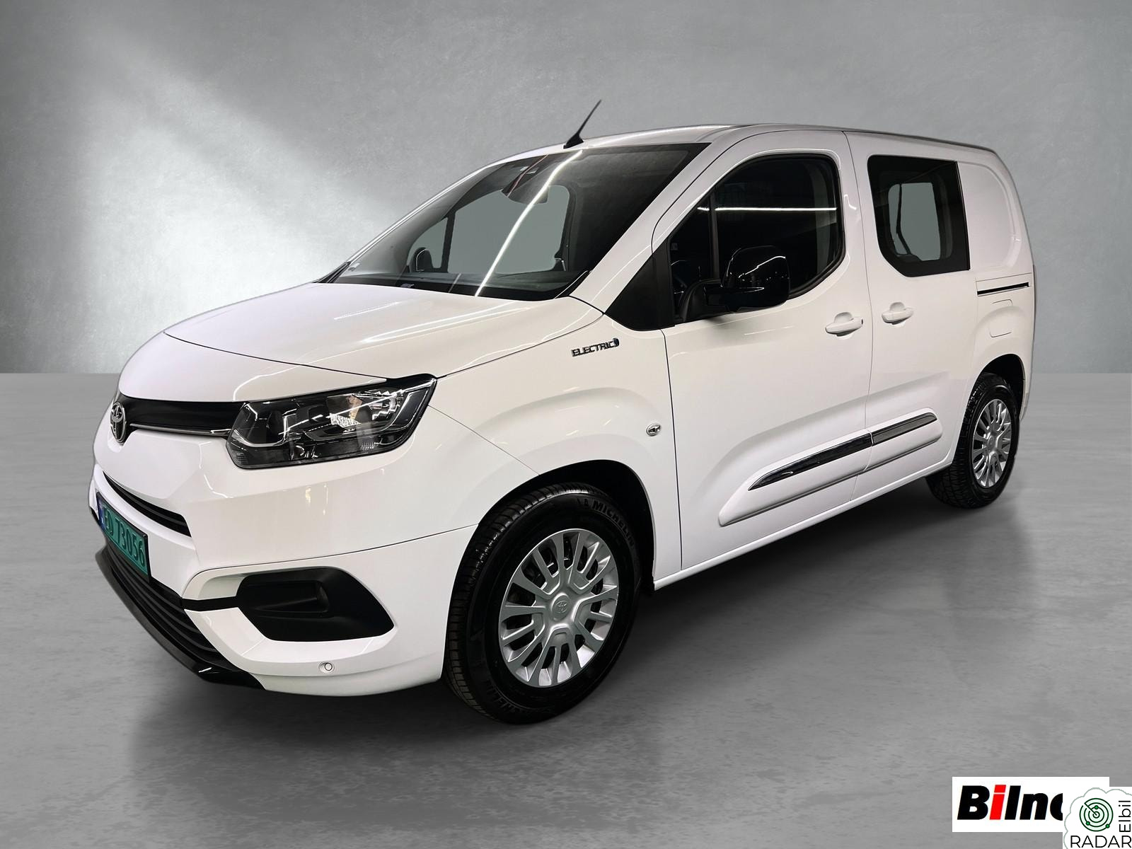 TOYOTA Proace City Electric Electric 50KWh L1 Comfort / Ny service, Ny EU + Bremser