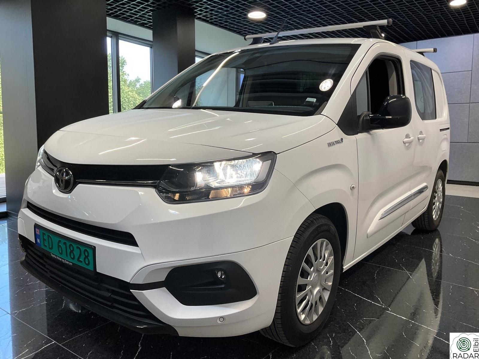 TOYOTA Proace City Electric Electric 50 kWt Comfort L1+KROK+NY SERVICE