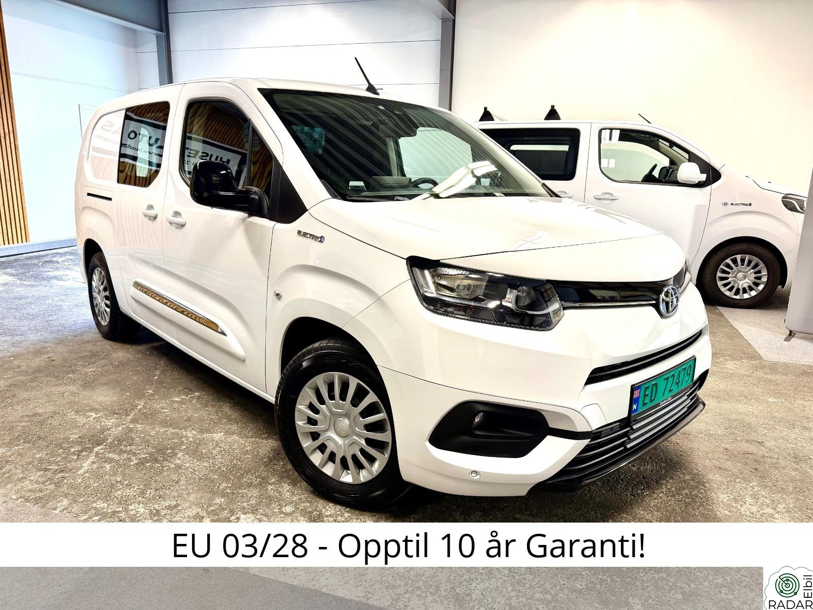 TOYOTA Proace City Electric Electric 50kWh L2-Lang/Kamera/Krok/Ny Service/3 seter