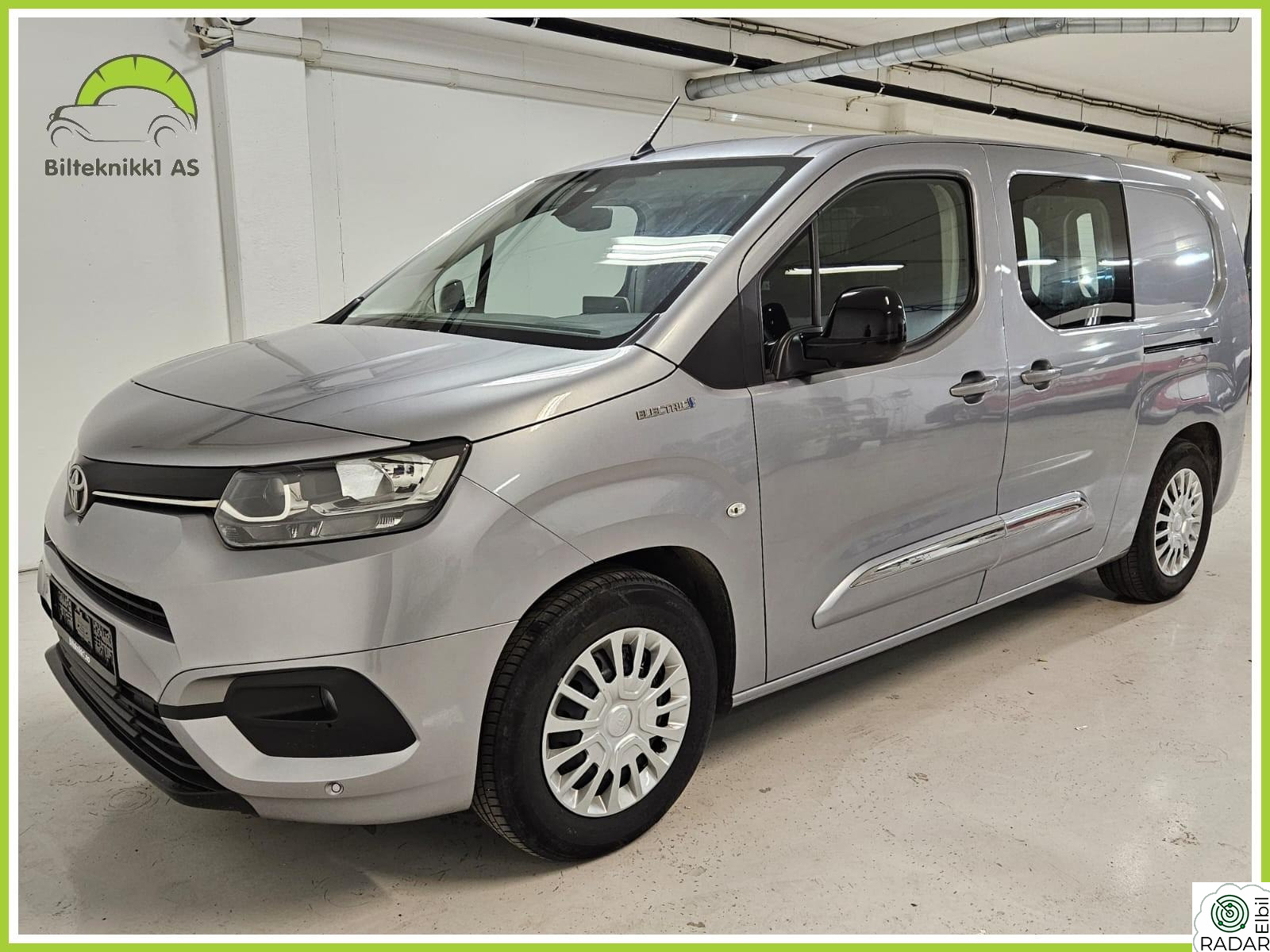 TOYOTA Proace City Electric Electric 50 KWh L2 Cruise Hengerfeste 3 seter Innrednig