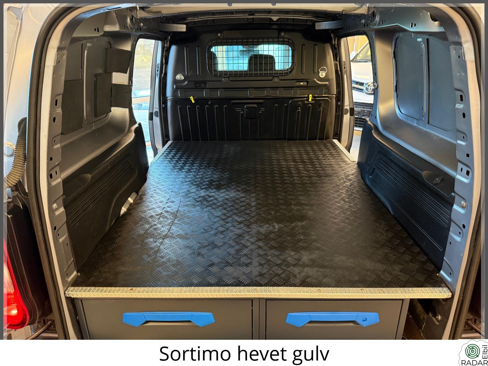 TOYOTA Proace City Electric Electric 50 kWt/L2 Lang/Cruise/270 WLTP/Sortimo/Krok