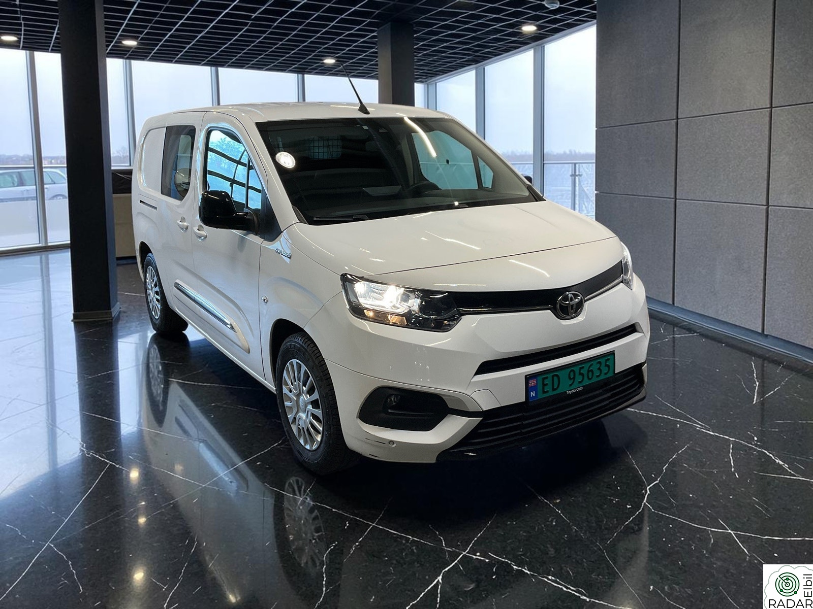 TOYOTA Proace City Electric Electric 50 kWt Comfort L2+LANG+KROK+