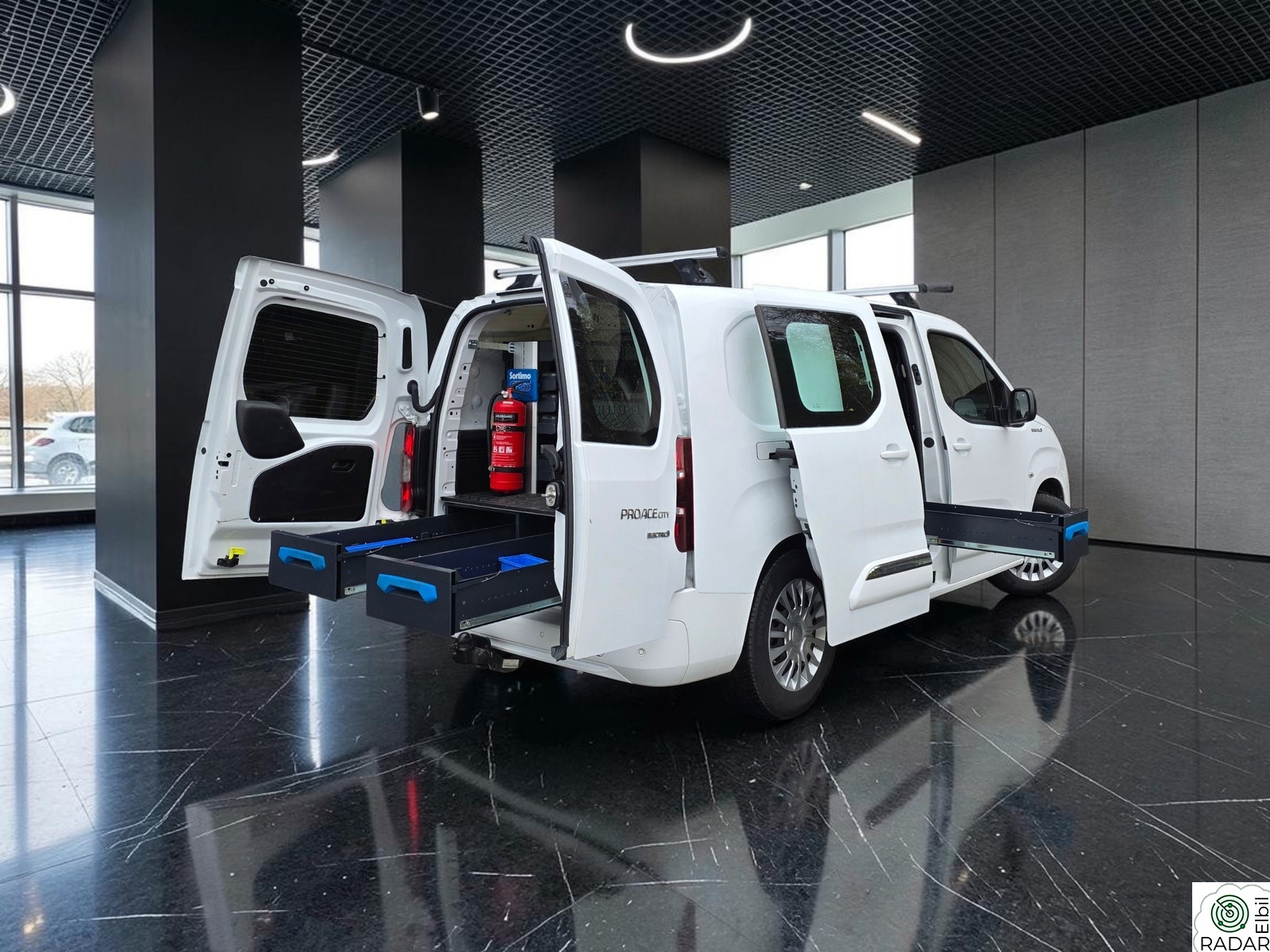 TOYOTA Proace City Electric Electric 50 kWt Comfort L2 LANG+INNRED+RYGGEKEMRA+KROK