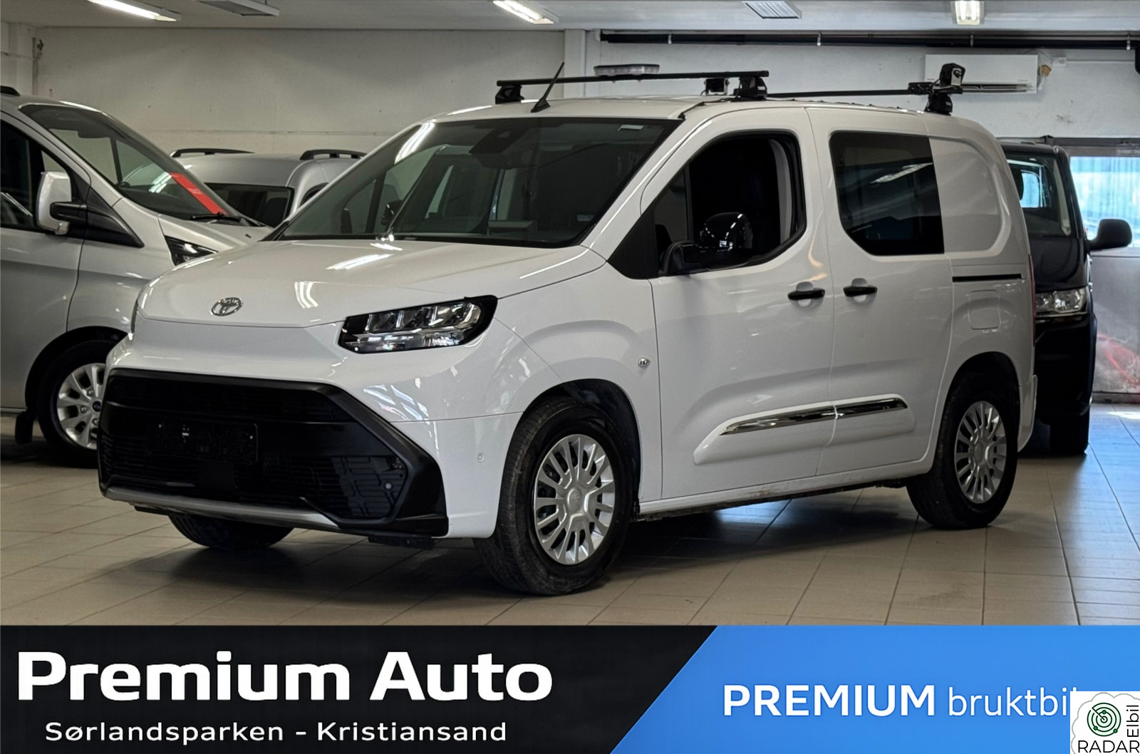 TOYOTA Proace City Electric Electric 50 kWt / L1 / Skinnseter / Hengerfeste / R.kam