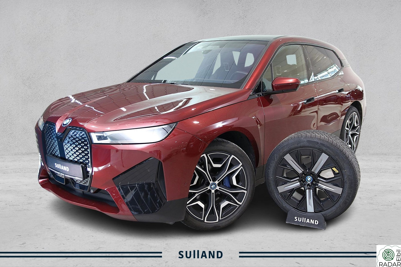 BMW iX xDrive50 | LUFT | BAKHJULSVING | PANO | LASER | SOFTCLOSE |