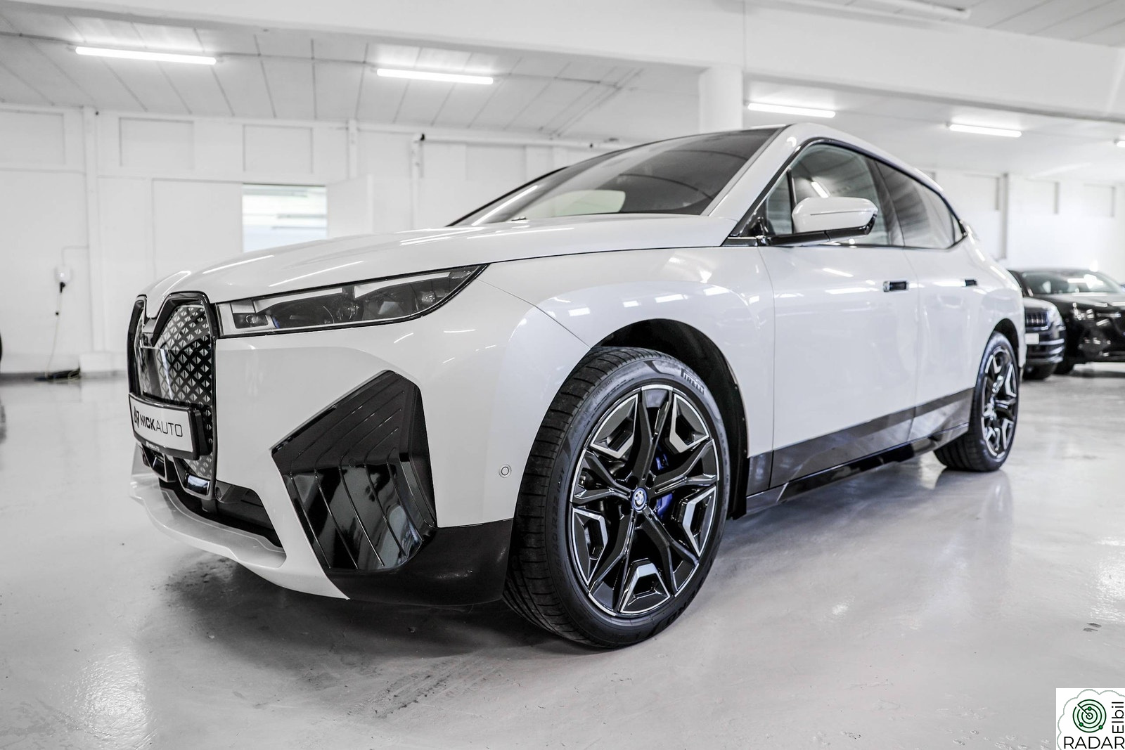 BMW iX xDrive50 Fully Charged Sport Softclose 4-hj Mssj BSI - INNBYTTE