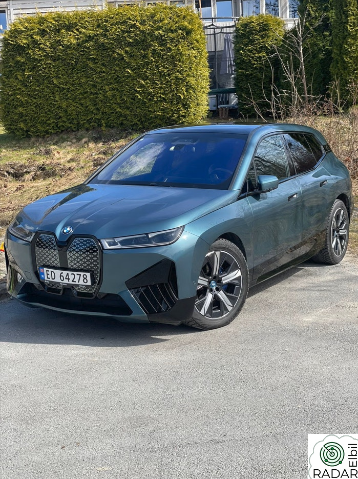 BMW iX xDrive50 xDrive50 Fully Charged 21+21/SPORTSPAKKE/KROK/PANO++