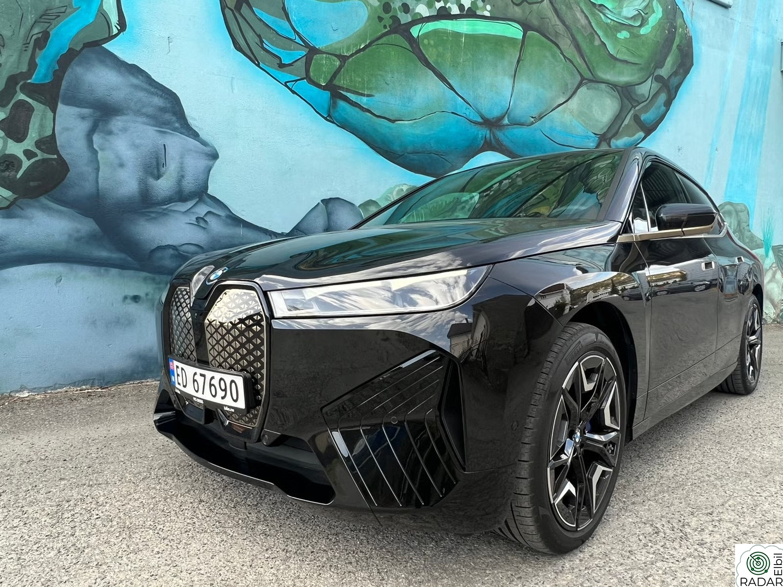 BMW iX xDrive50 LAV KM/xDrive50 Fully Charged Luft/4-hjulsstyring/22"