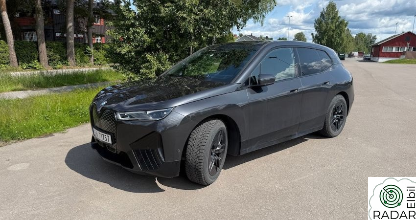 BMW iX xDrive50 xDrive50 Fully Charged (K)