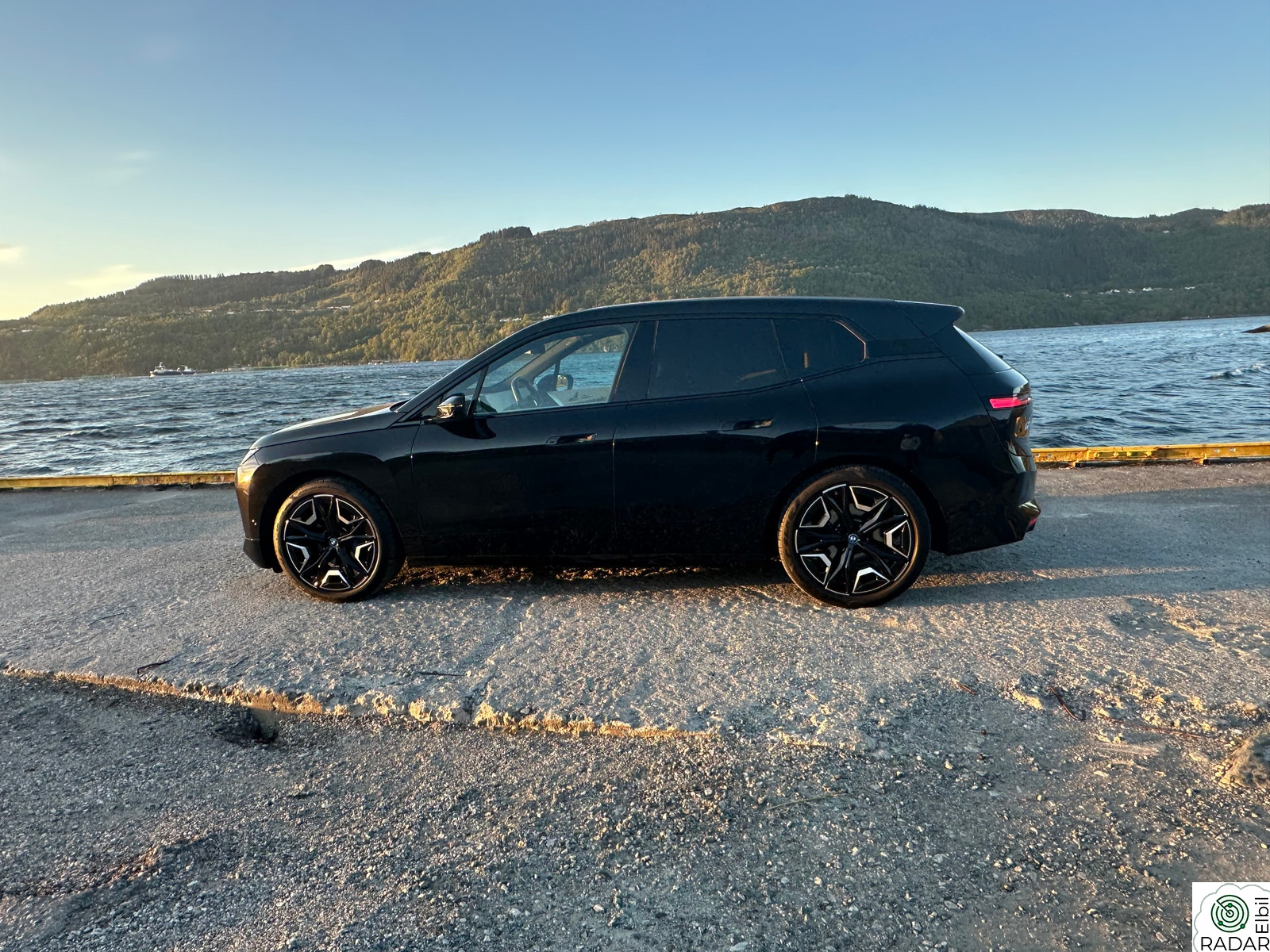 BMW iX xDrive50 xDrive50 FC/Luft/Pano/Krok/bakhj.styr/HK/SoftClose