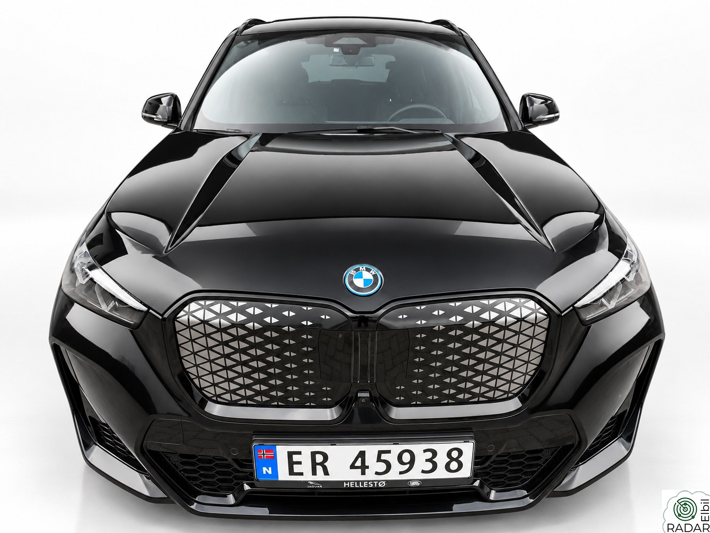BMW iX1 xDrive30 xDrive30 Supercharged M Sport Pro m/Pano/HUD/HK/Krok