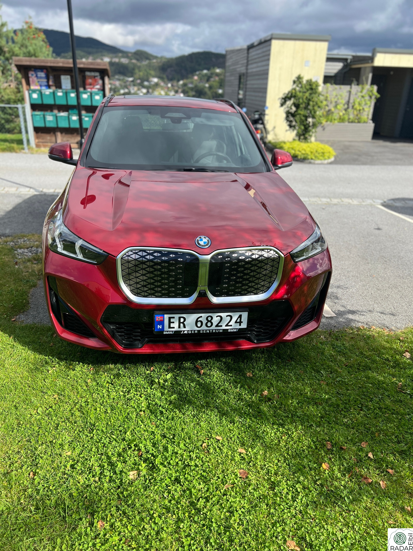 BMW iX1 xDrive30 xDrive30 Charged  U1x