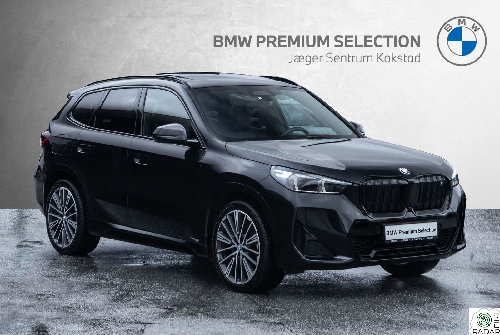 BMW iX1 xDrive30 xDrive30 M-Sport Skinn Krok Pano H/K HUD